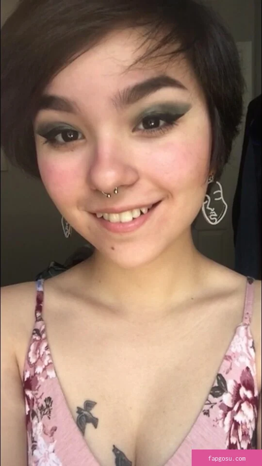 Ultraviolet_darling