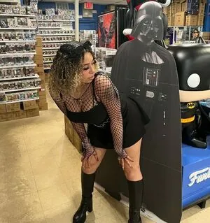 Uffemily content