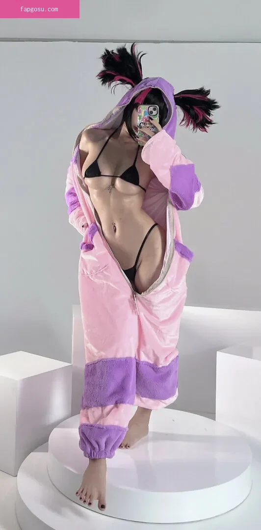 Umeko J.