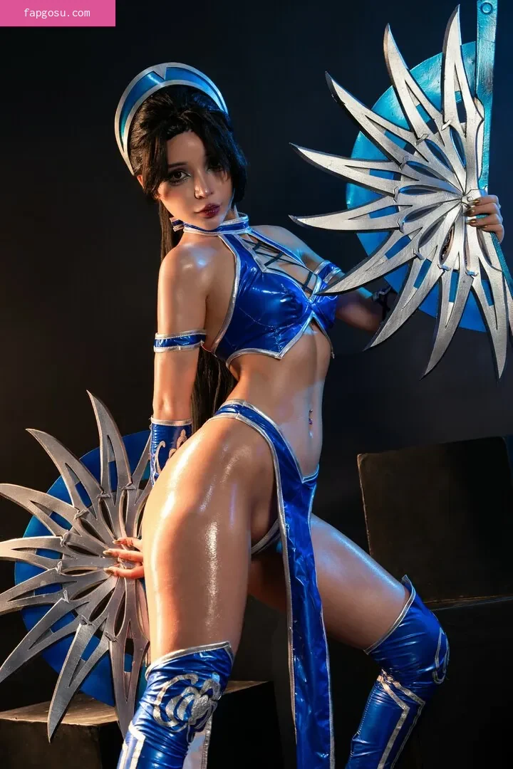 Umeko J.