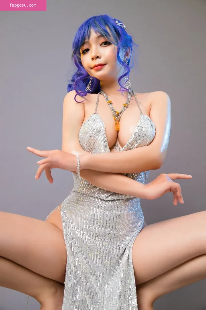 Umeko J.