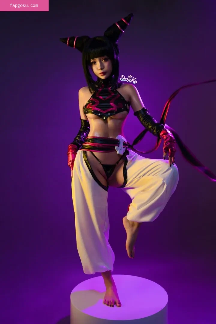 Umeko J - Photo #3325