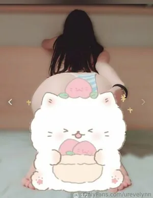 Urevelynn content