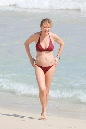 Uma Thurman content
