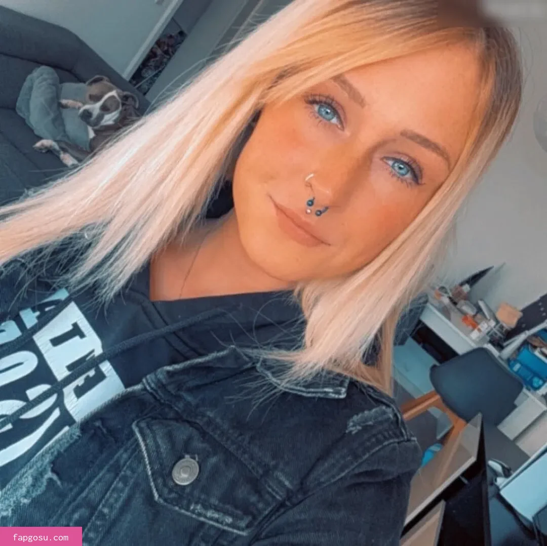 Vanessa_2510