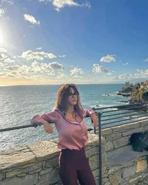 Valentina content