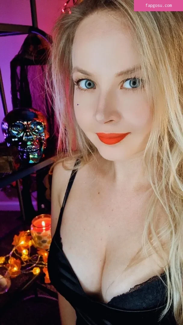 Valeriya ASMR