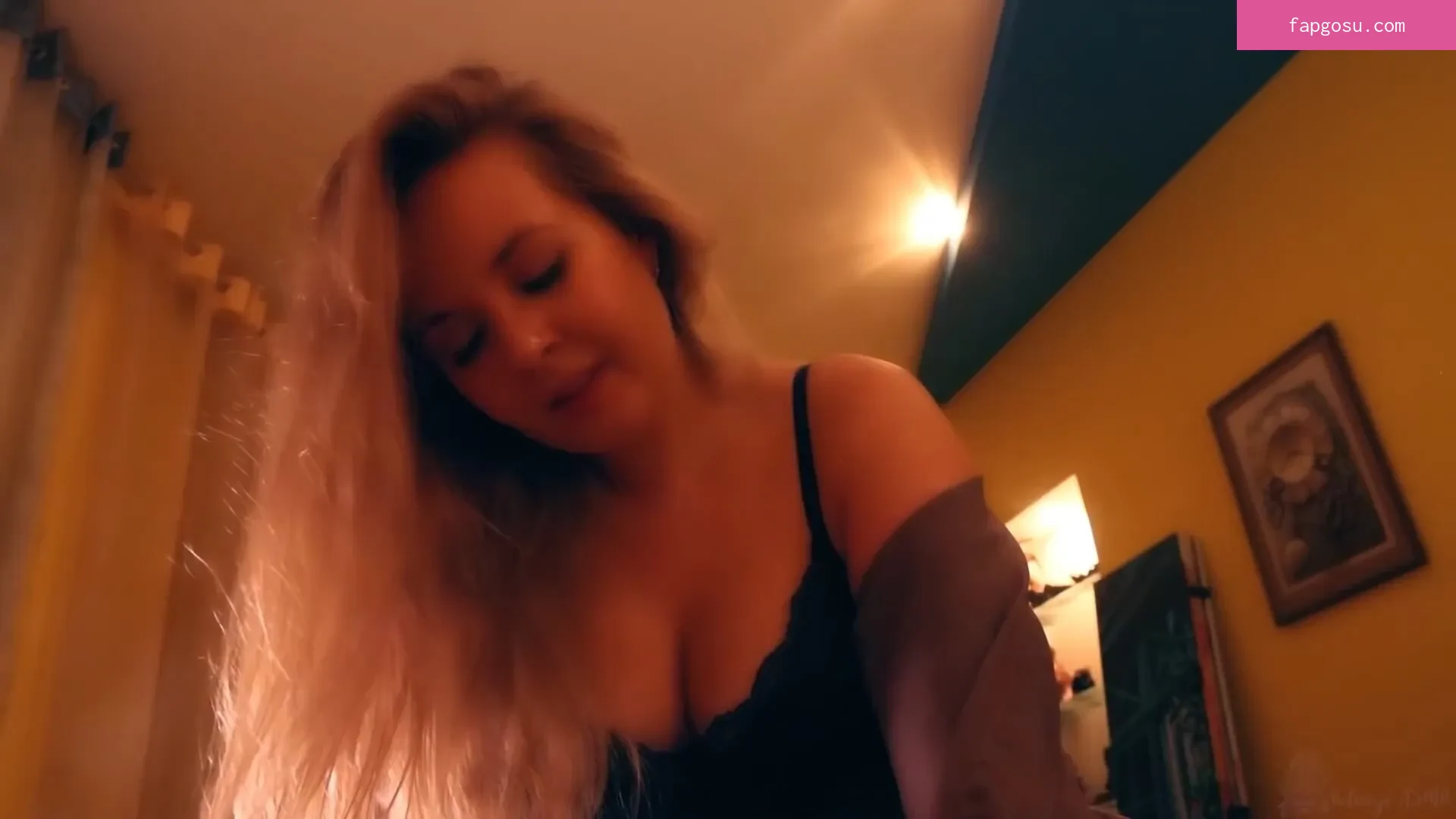 Valeriya ASMR