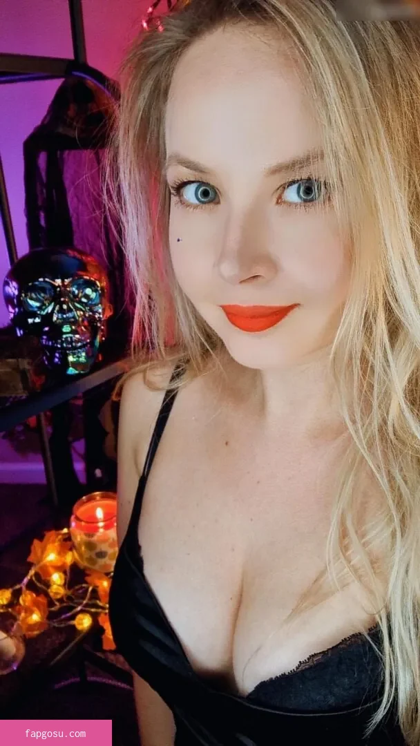 Valeriya ASMR