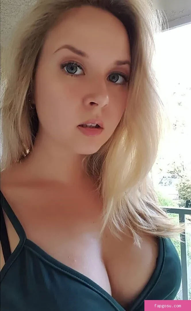 Valeriya ASMR