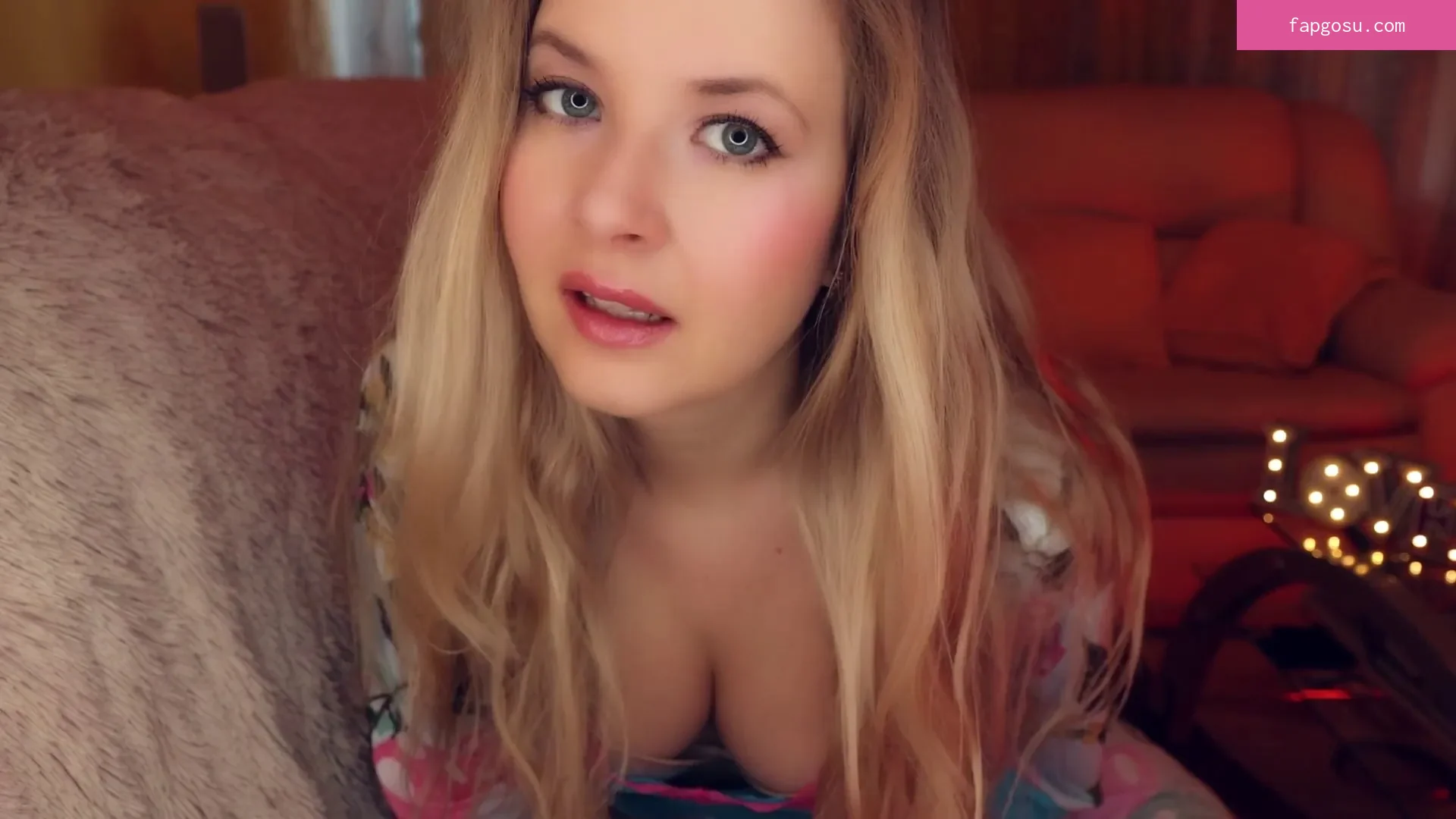 Valeriya ASMR