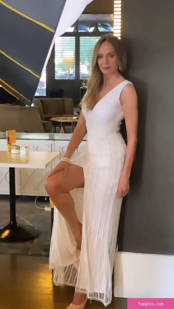 Vanessa Angel