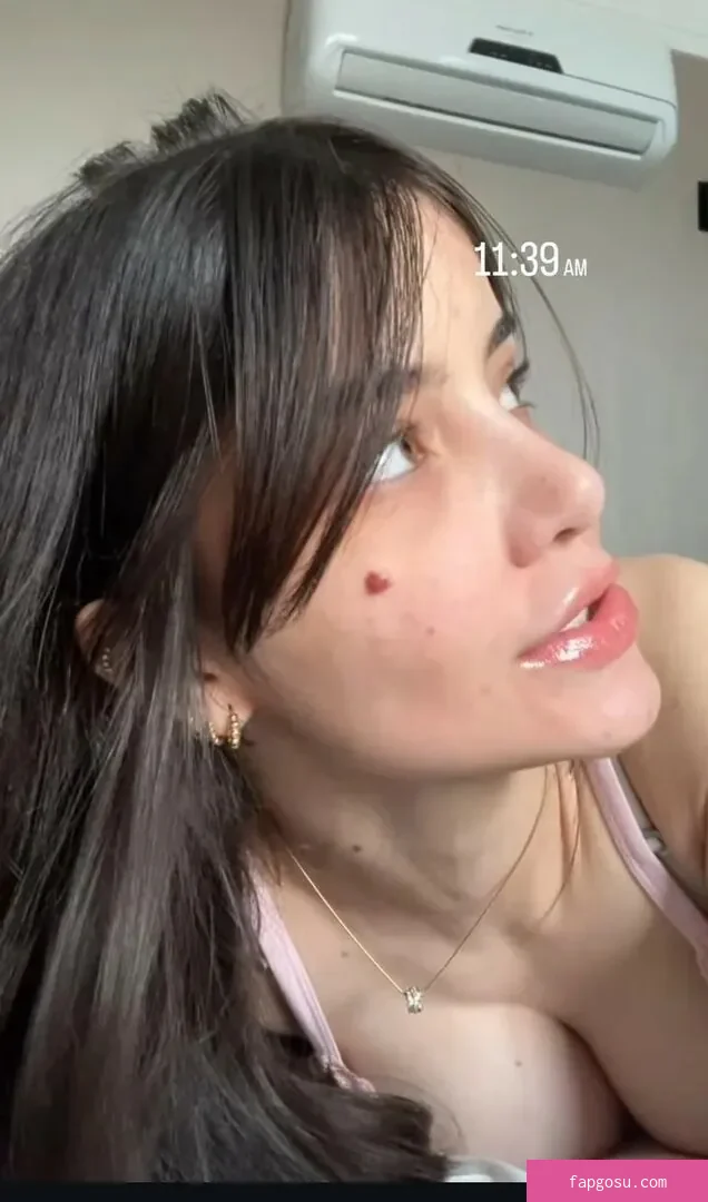 Vitória Castro