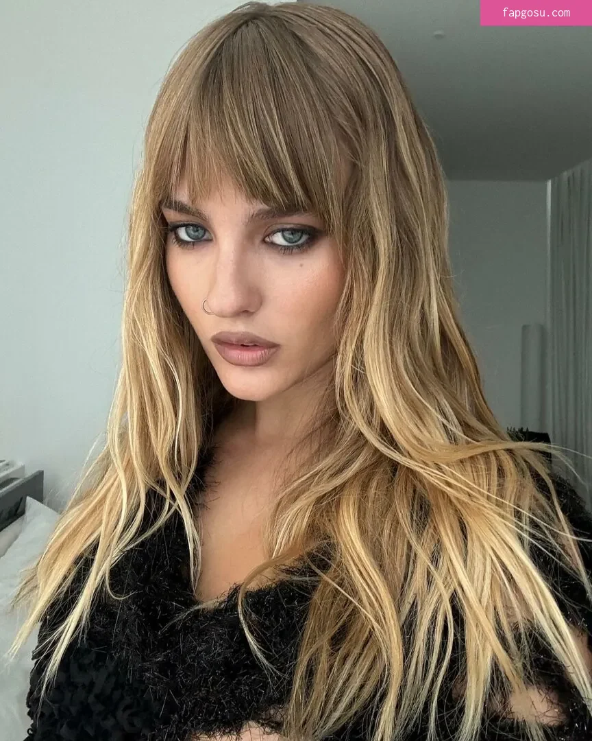 Victoria De Angelis