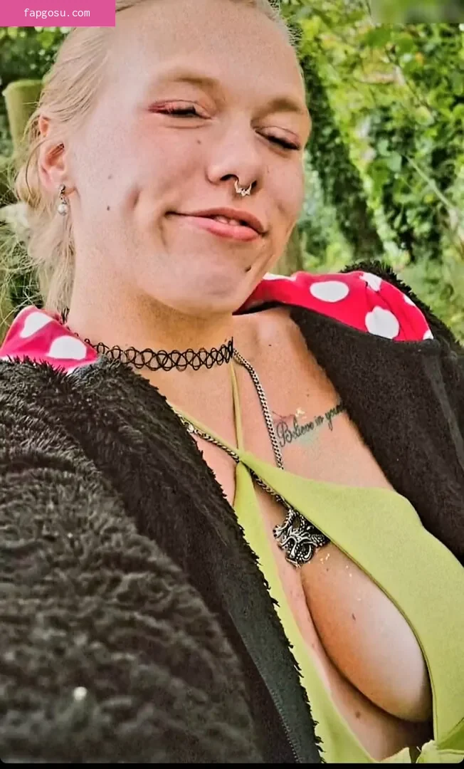 vanny_flowerchild