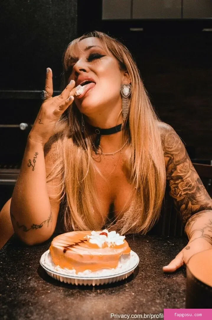 Vivi Fernandez