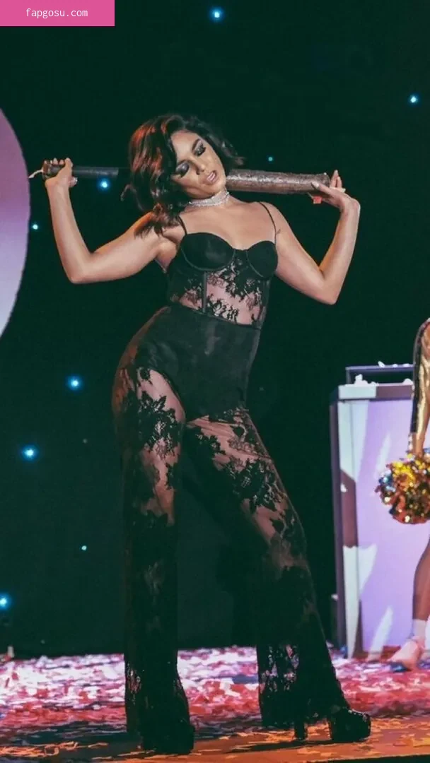 Vanessa Hudgens