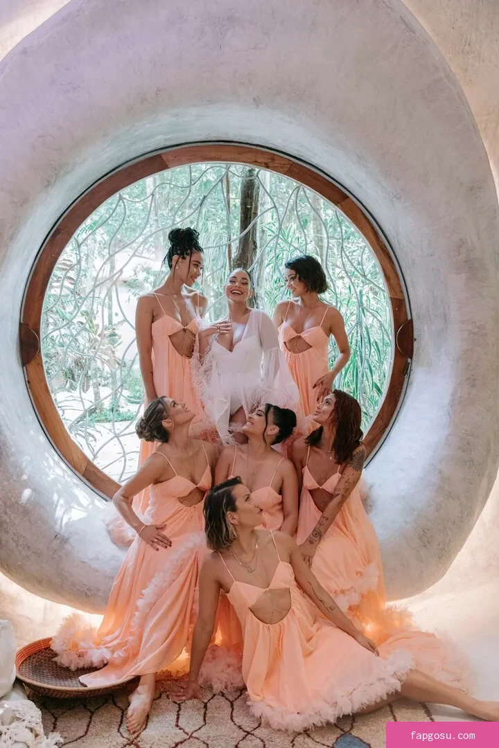 Vanessa Hudgens