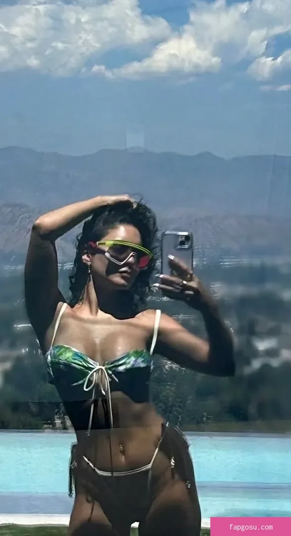 Vanessa Hudgens