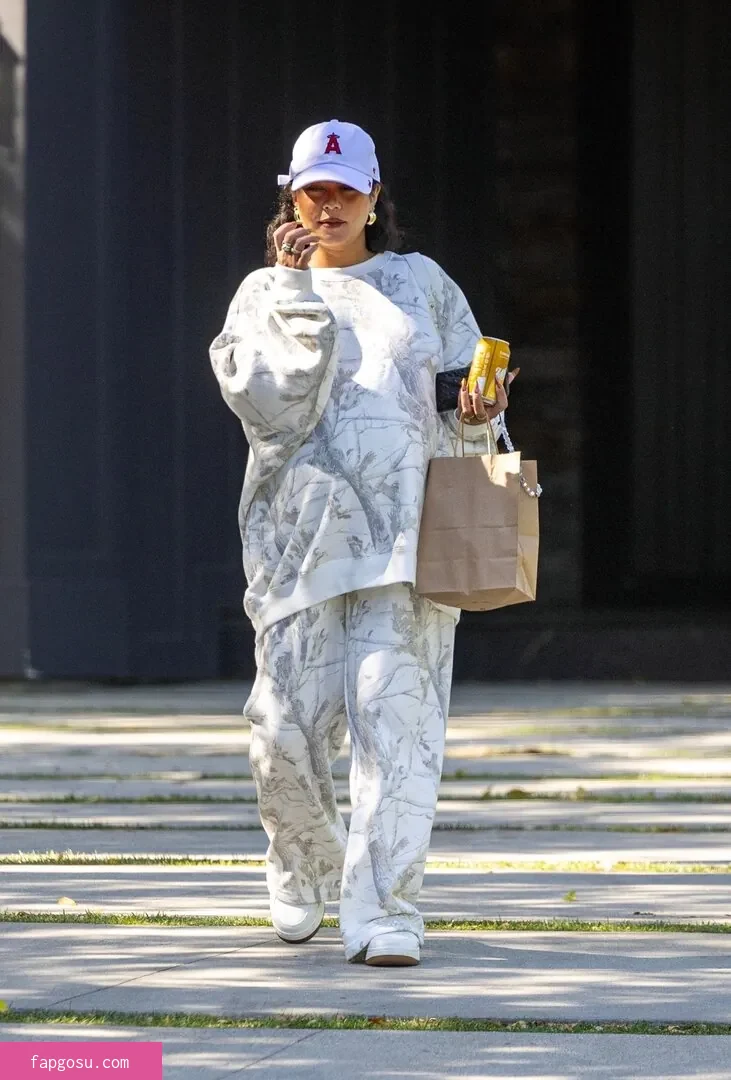 Vanessa Hudgens