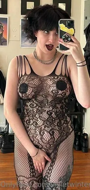 VioletWinter666 content