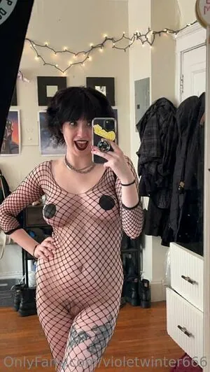 VioletWinter666 content
