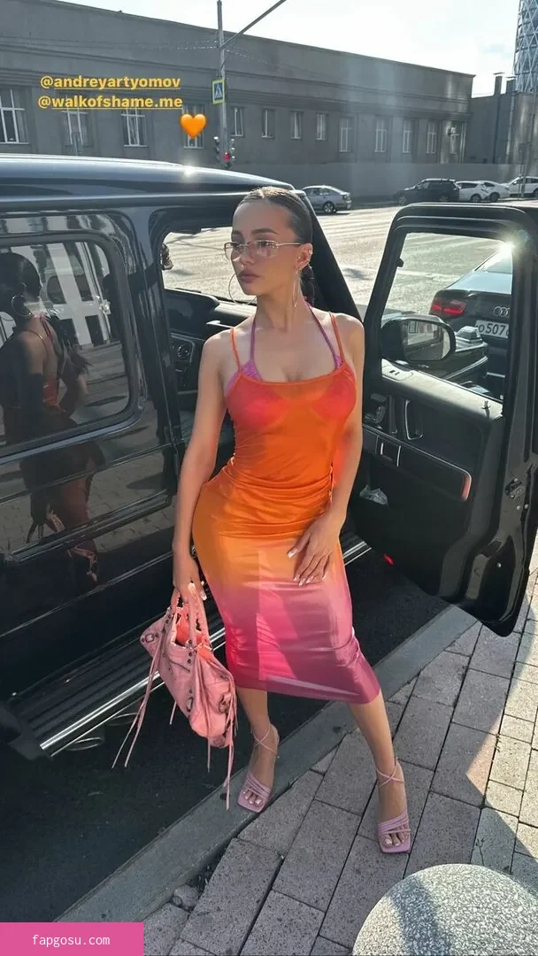 Valya Karnaval