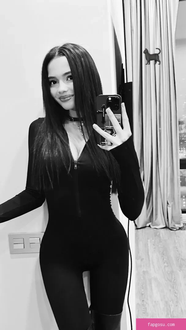 Valya Karnaval