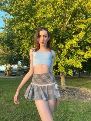 Venus Moorez content