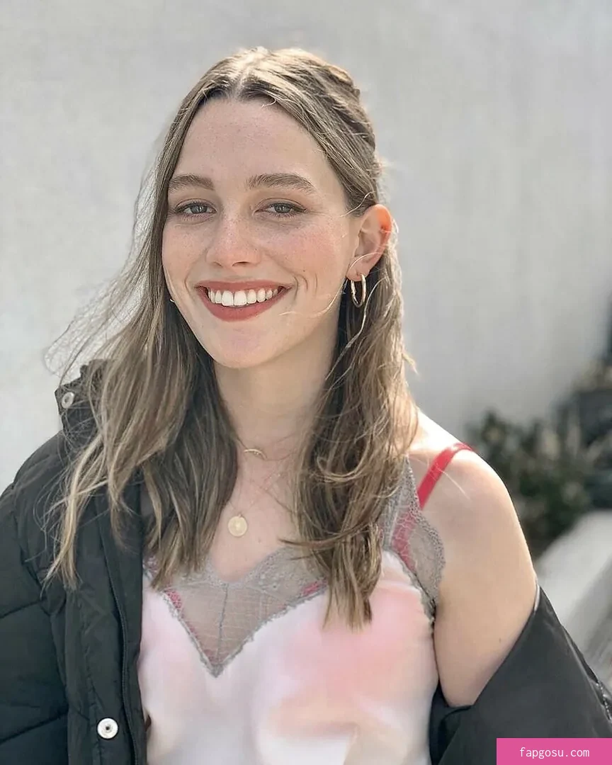 Victoria Pedretti