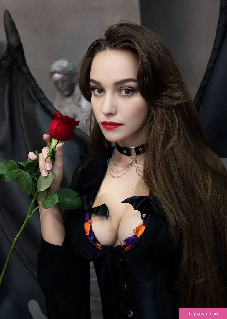 Victoria Pedretti