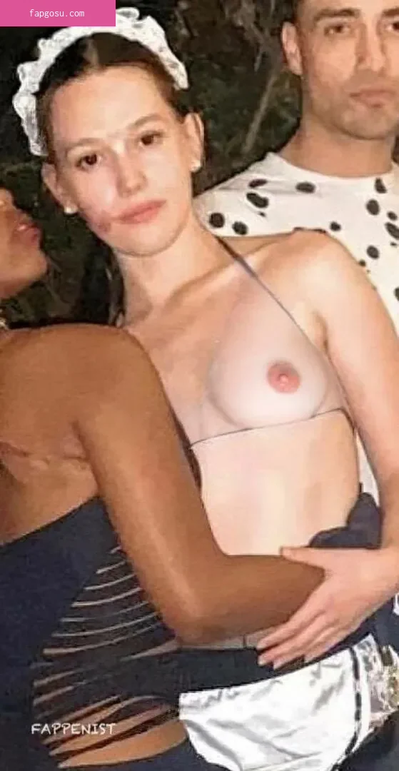 Victoria Pedretti