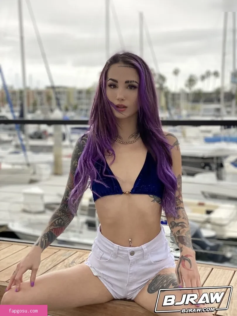 Valerica Steele