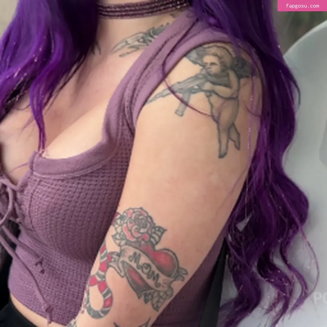 Valerica Steele