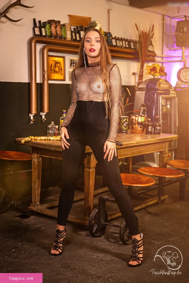 Veronika Sbrizzai