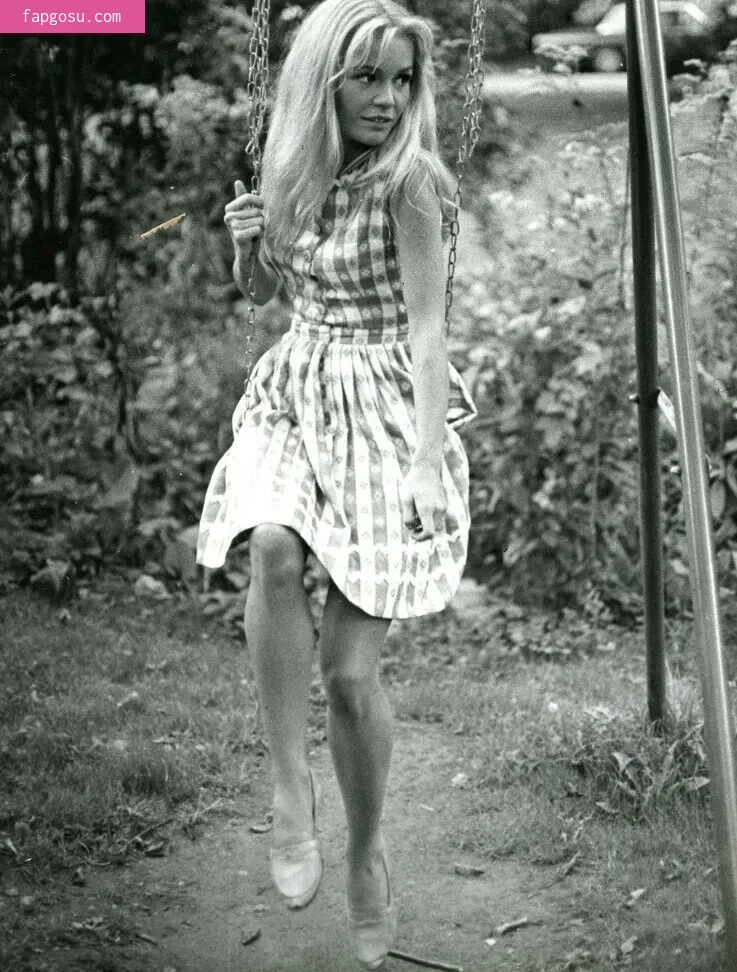 Vintage Starlets