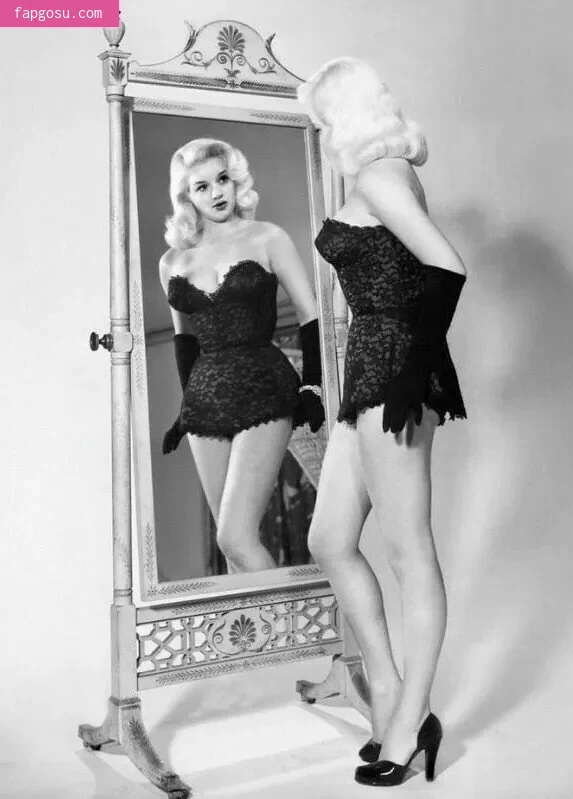 Vintage Starlets