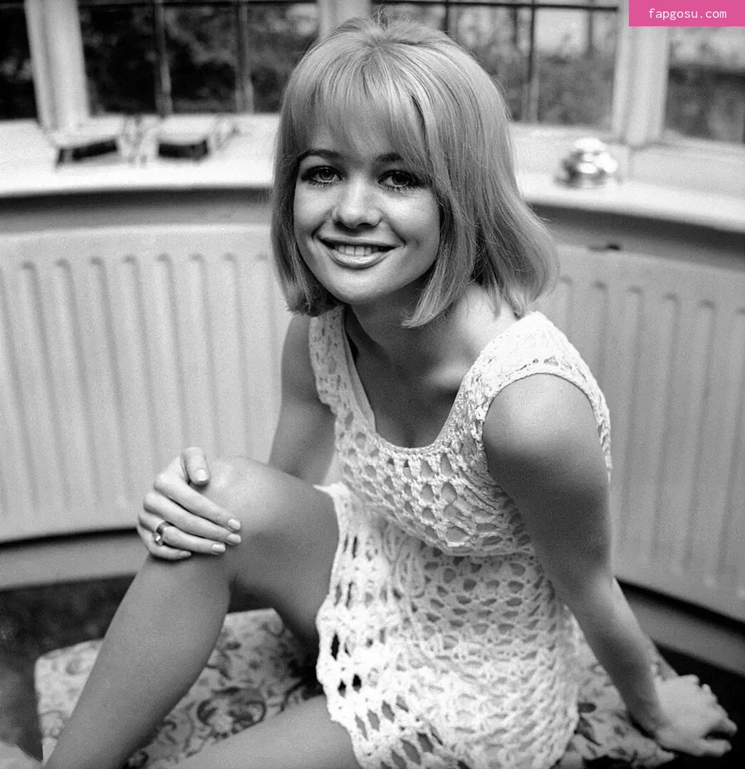 Vintage Starlets