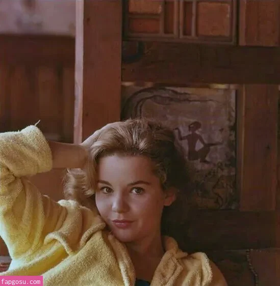 Vintage Starlets