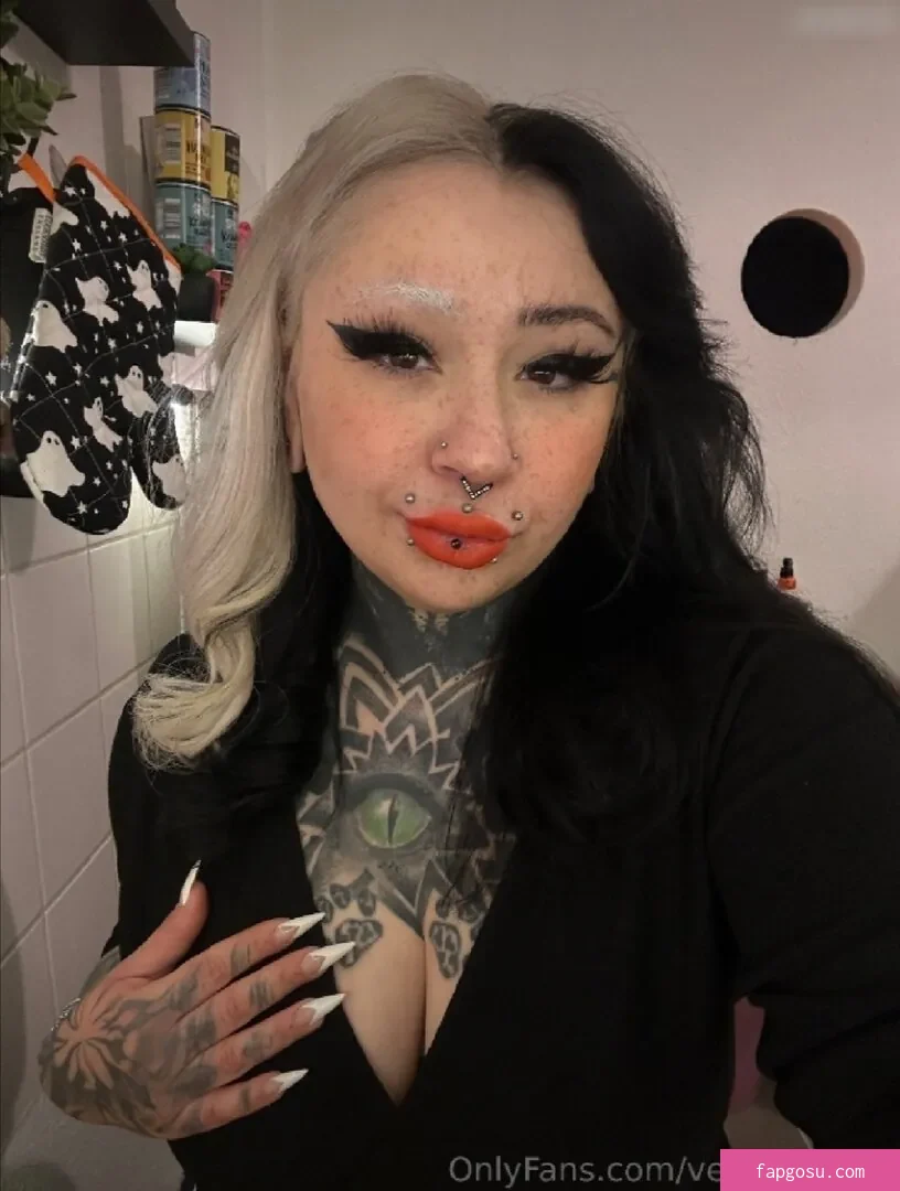 Verena Venus - Photo #18