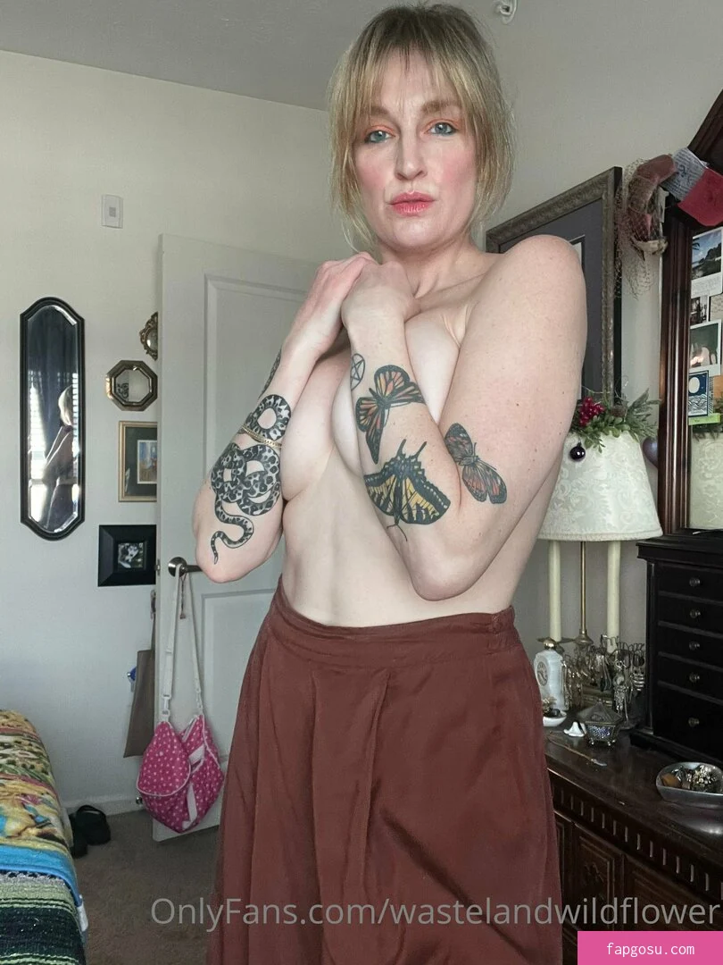 wastelandwildflower