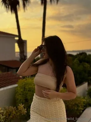 wild_brunette content
