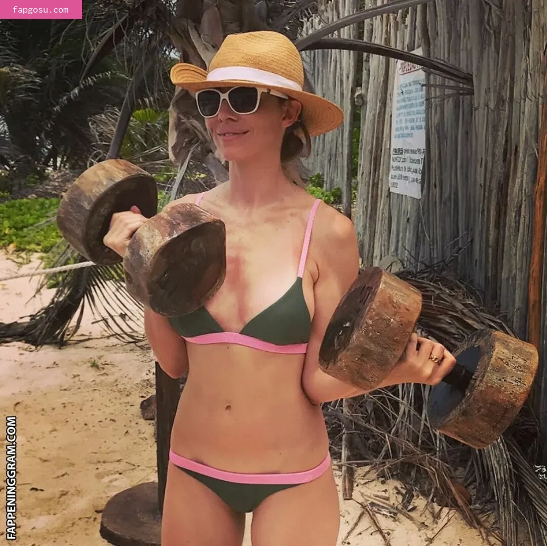 Whitney Cummings