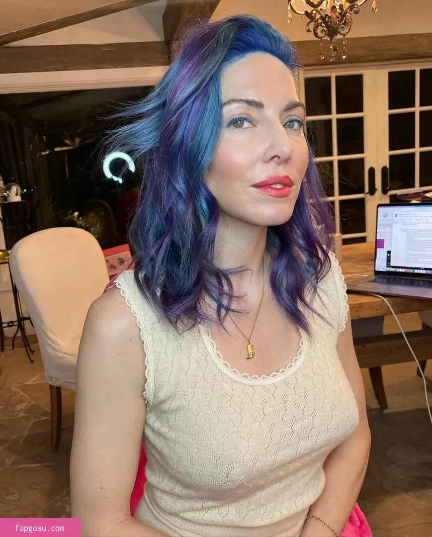Whitney Cummings
