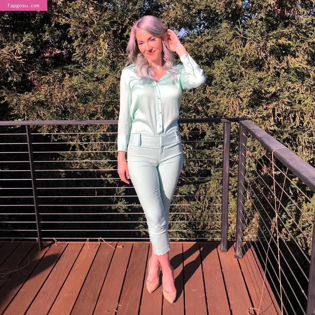 Whitney Cummings