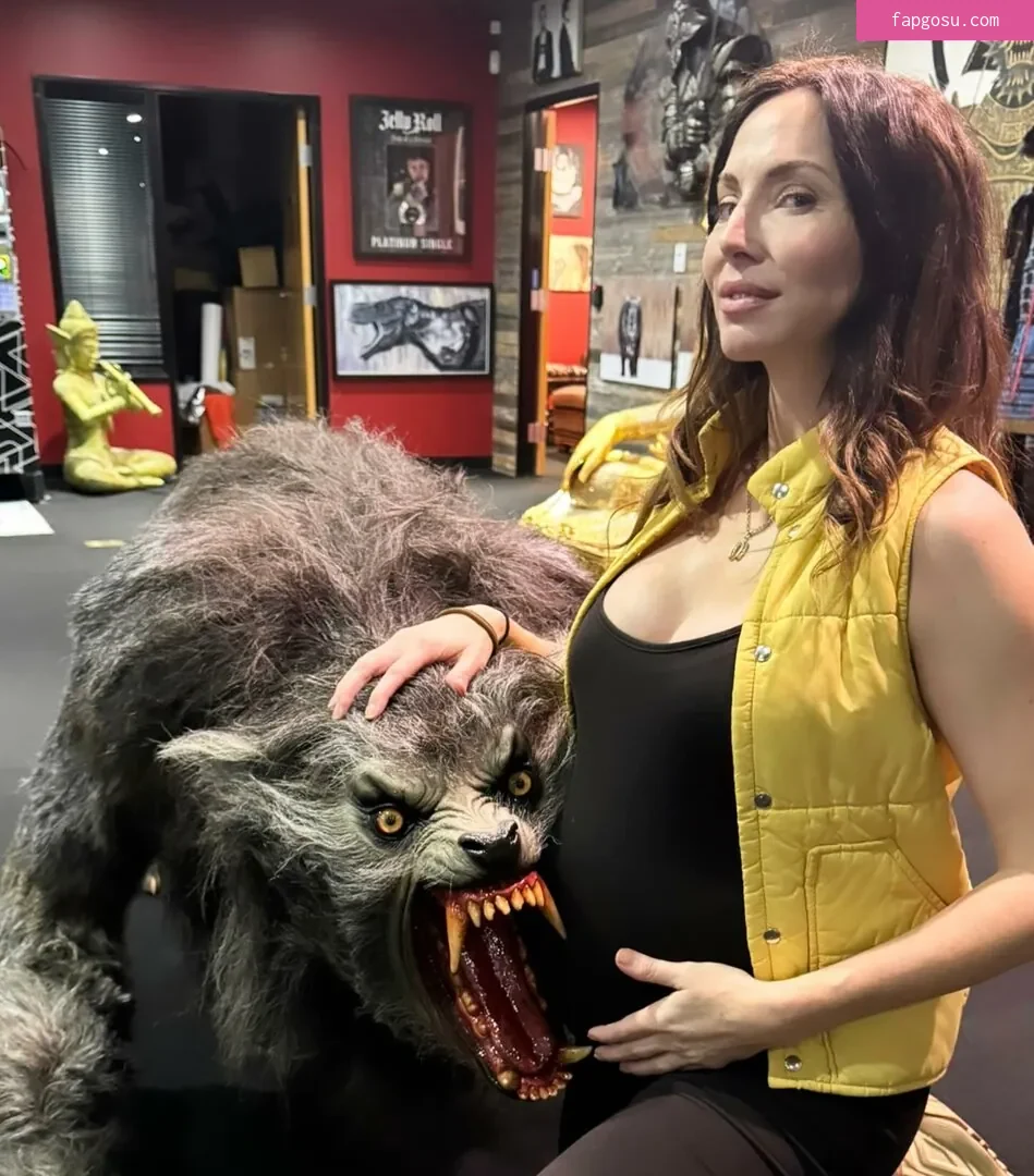 Whitney Cummings
