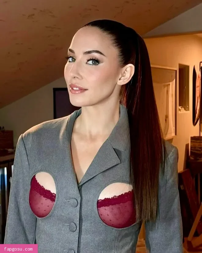 Whitney Cummings