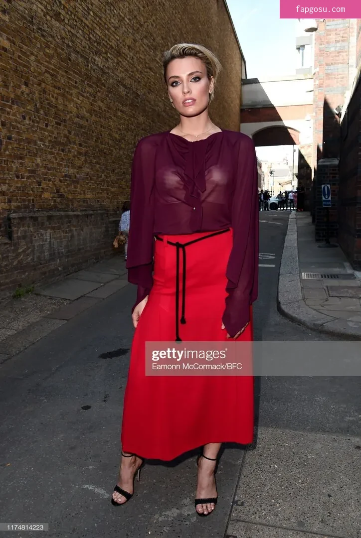 Wallis Day
