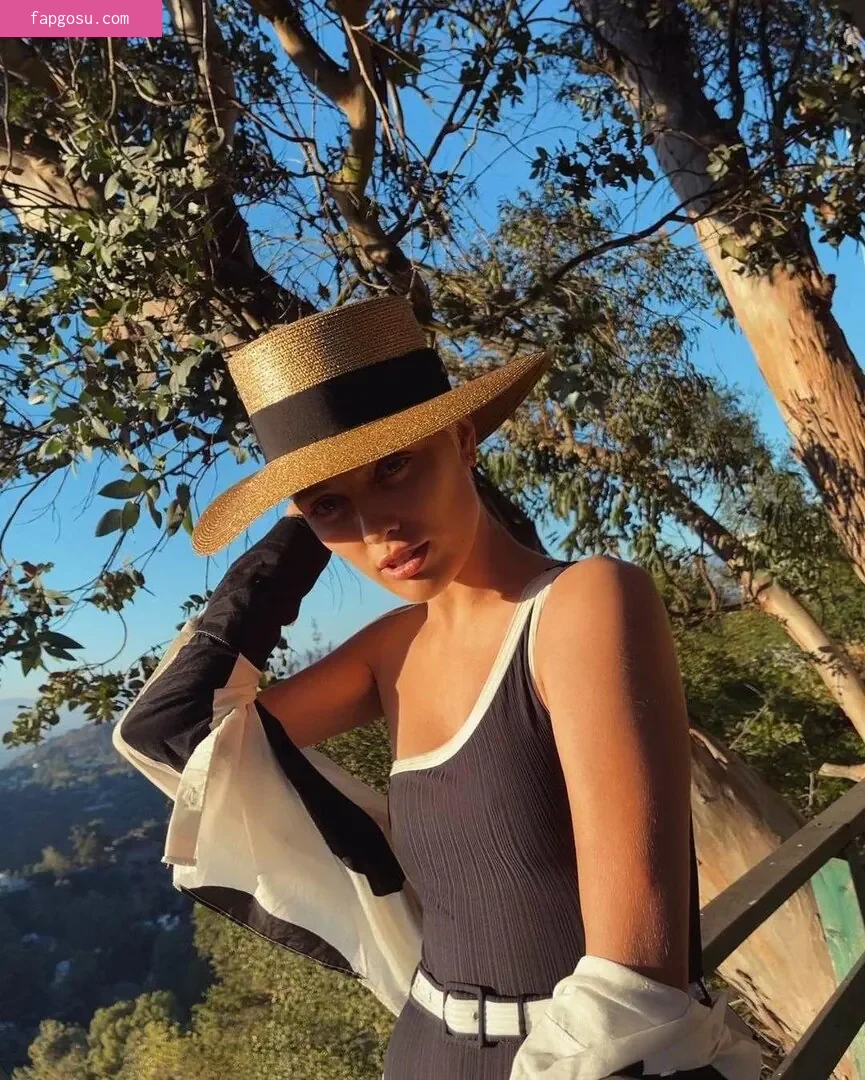 Wallis Day