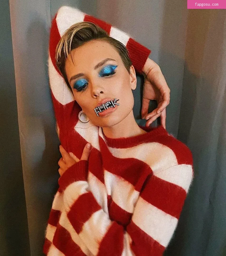 Wallis Day